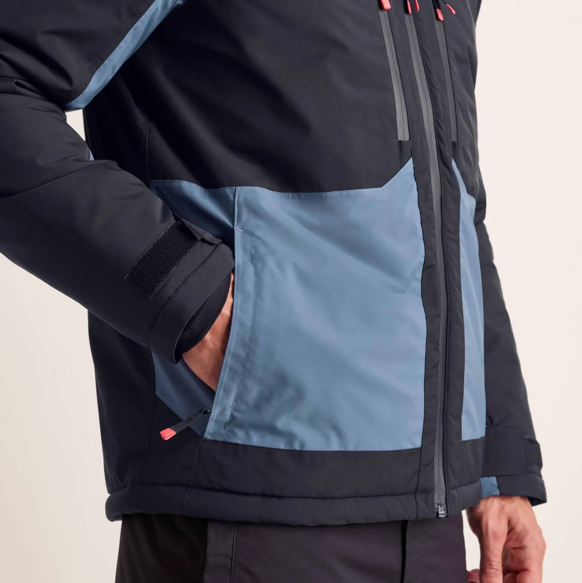 Avoriaz Mens Performance Waterproof Insulated Ski Jacket - Black/Fjord Blue