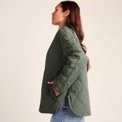 Cleadon Womens Relaxed Fit Shower Resistant Lightweight Insulated Jacket - Pale Khaki