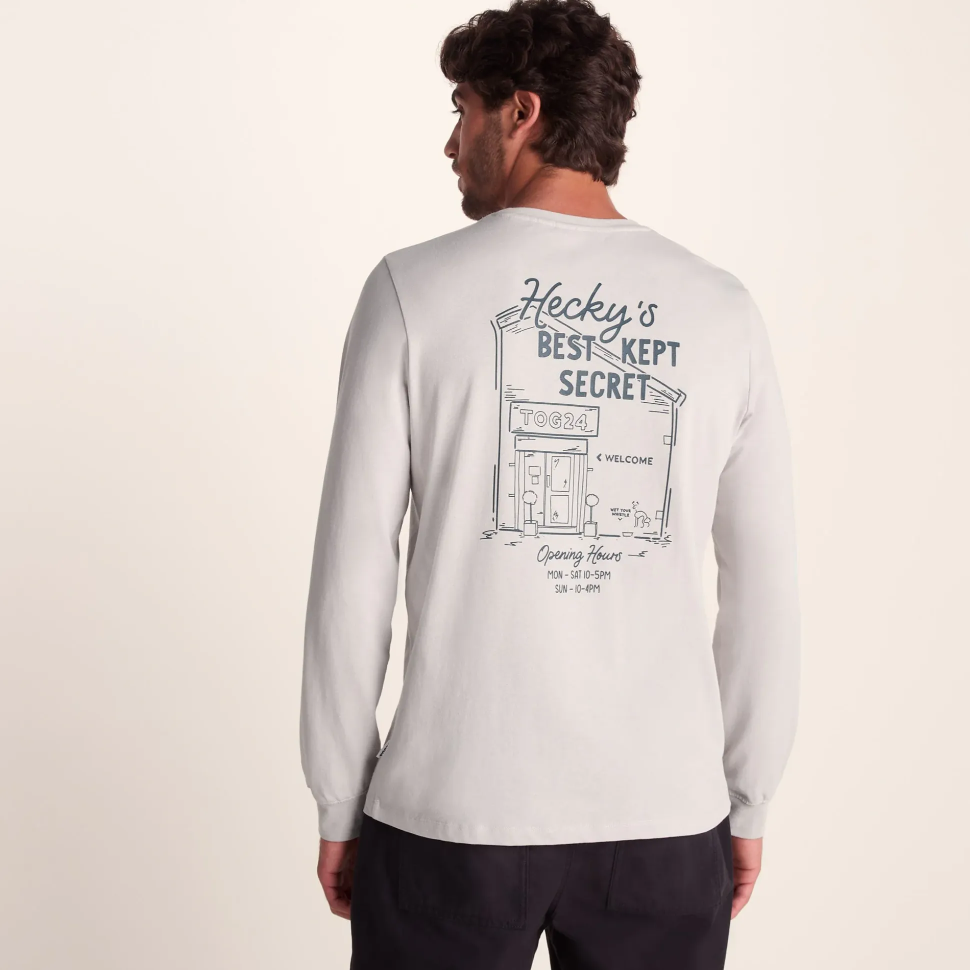 Hecky Mens Long Sleeve T-Shirt - Raincloud