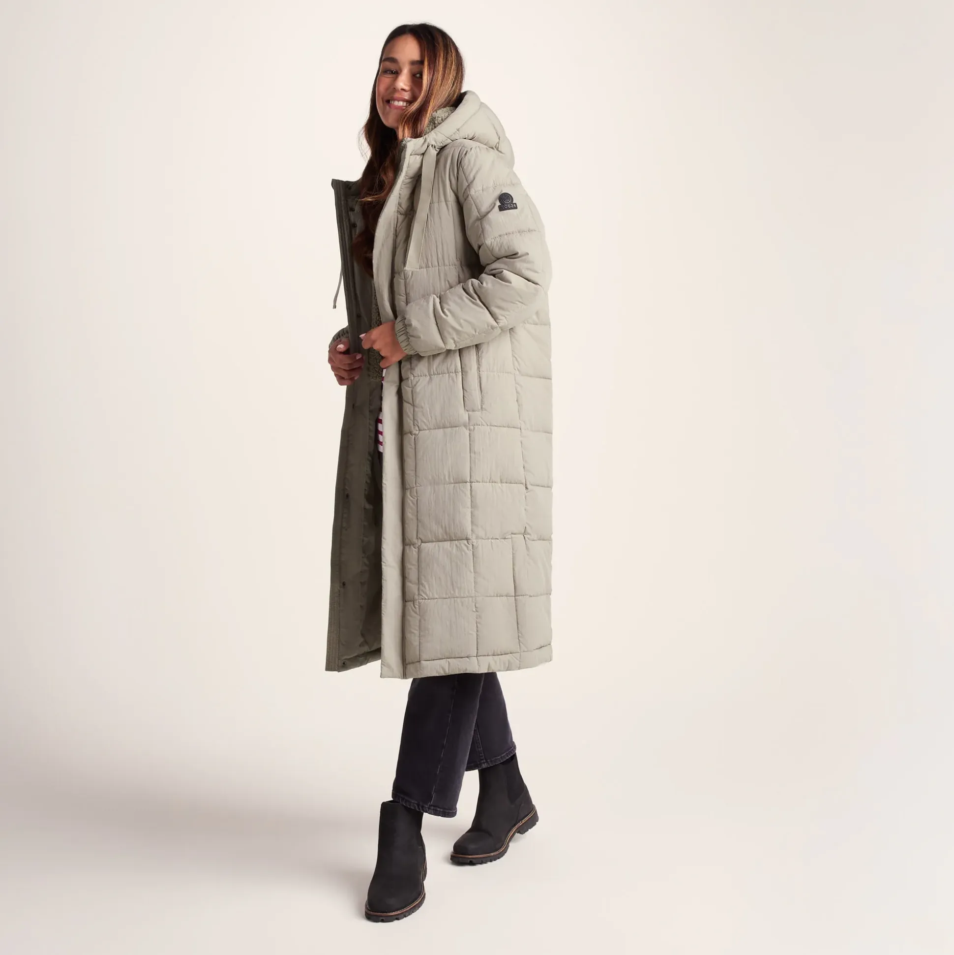 Saga Womens Long Shower Resistant Insulated Jacket - Dark Taupe
