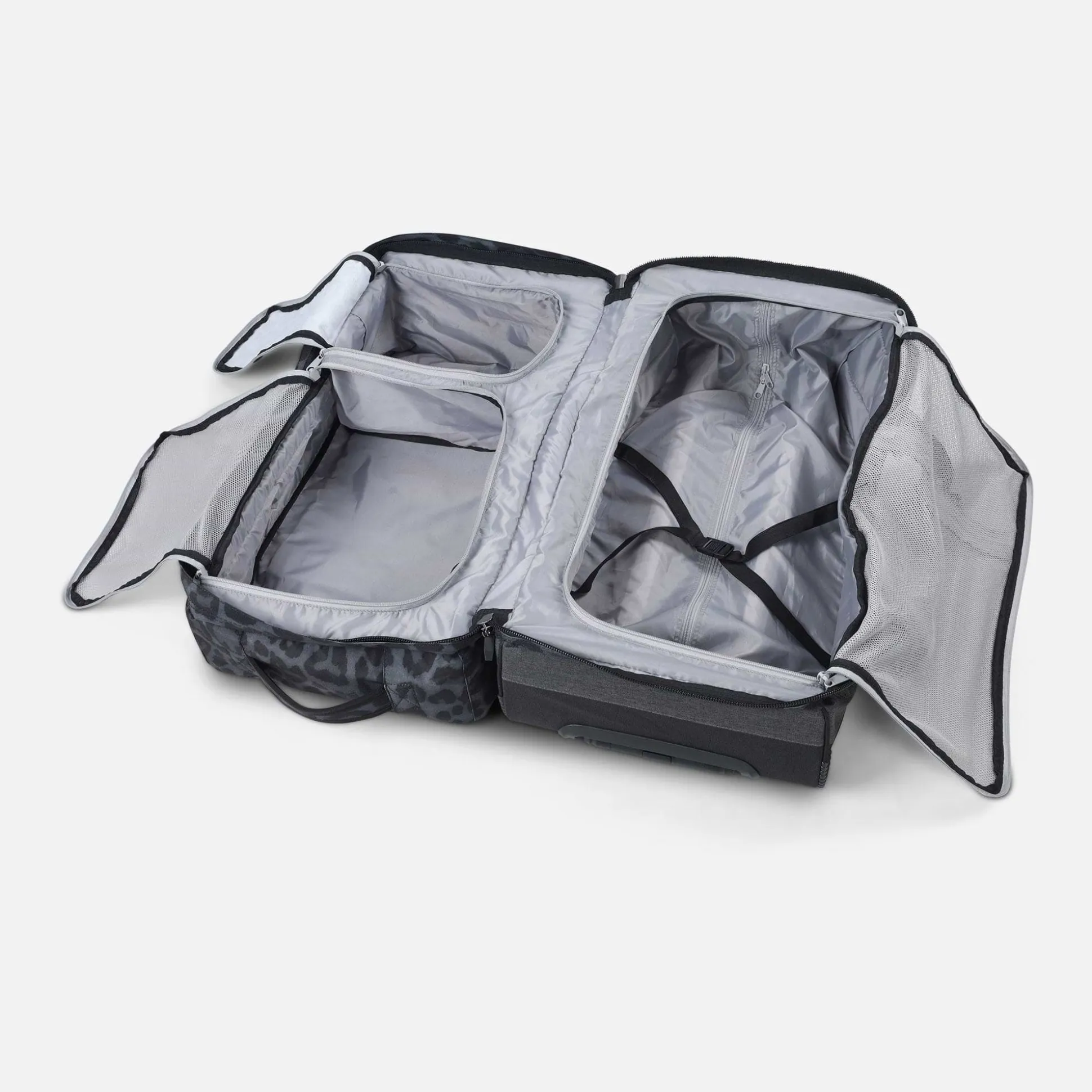 Surfanic Maxim 3.0 70L Roller Bag - Jet Black
