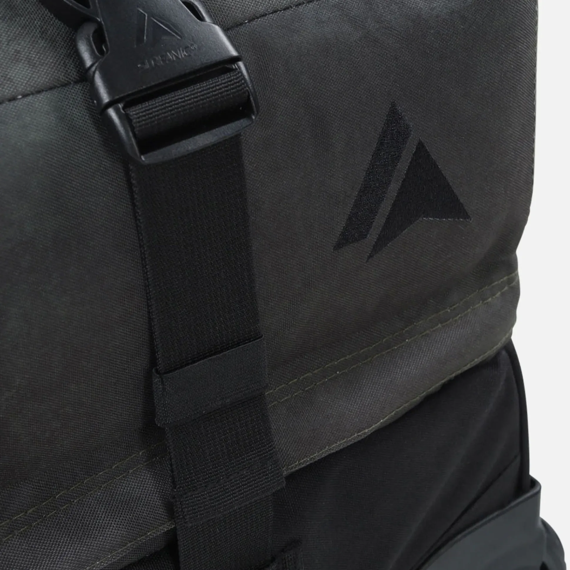 Surfanic Maxim 3.0 70L Roller Bag - Khaki