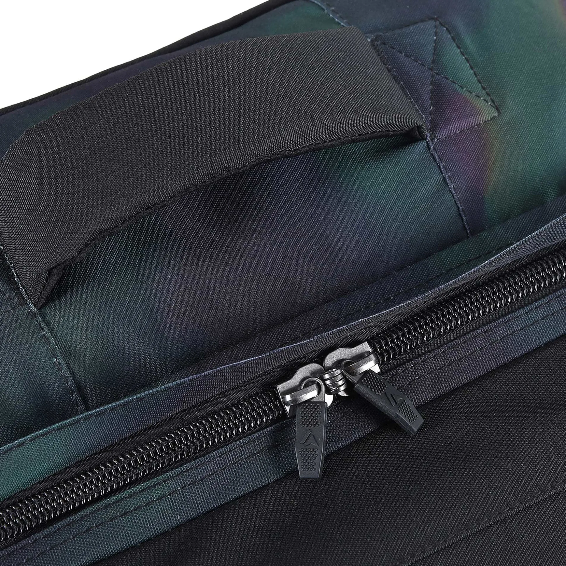 Surfanic Maxim 3.0 120L Roller Bag - Thermo Camo